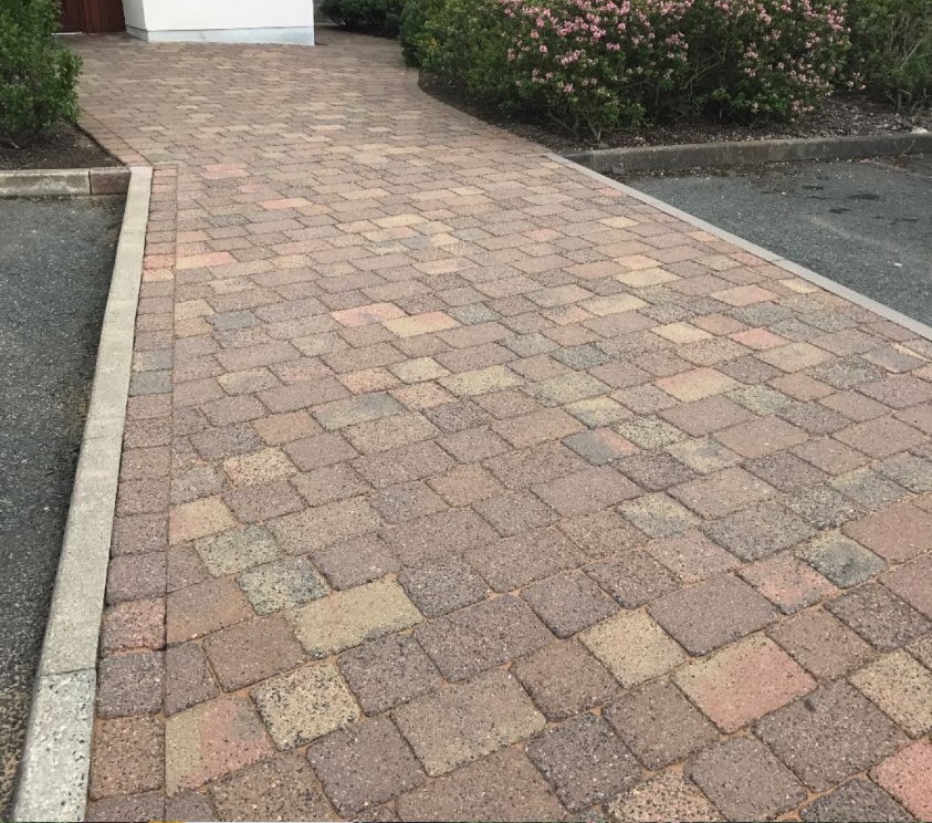 Po – čistá dlažba